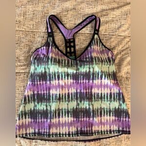 Multi colored tanking